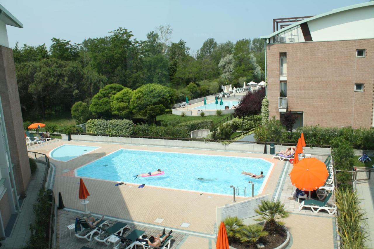 Residenza Al Parco Aparthotel Bibione Exterior foto