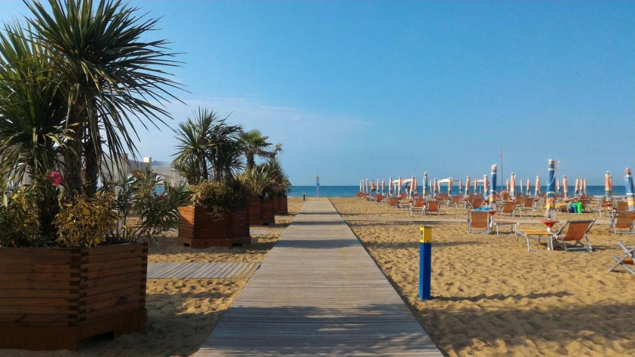 Residenza Al Parco Aparthotel Bibione Exterior foto