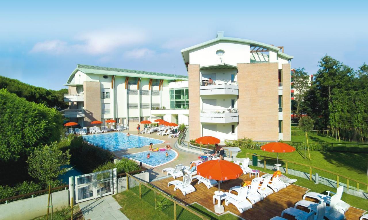 Residenza Al Parco Aparthotel Bibione Exterior foto